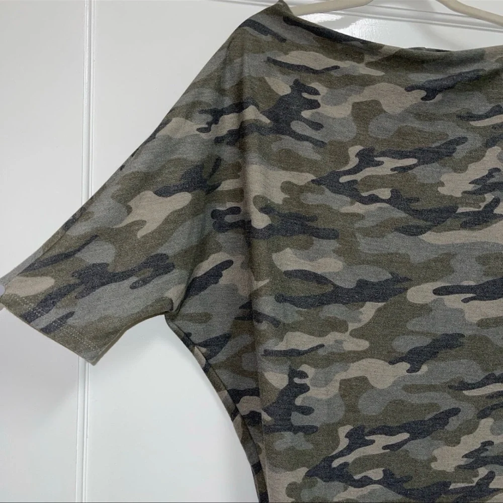 Women’s off the shoulder camo fashion blouse - Picture 2 of 5